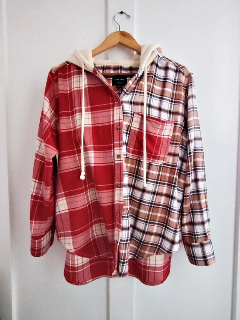 Love Tree Women's Red Cream Mixed Plaid Flannel Hooded Button Down Shacket | M